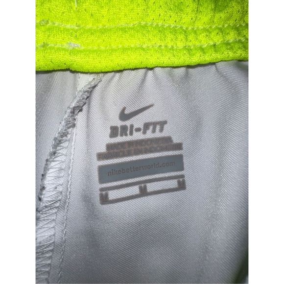 Nike Dri-Fit Running Shorts - Picture 3 of 3